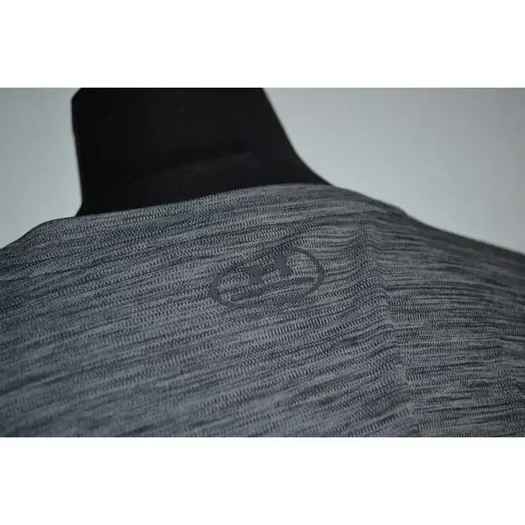 25326 Under Armour Gym Shirt Size XL Womens Gray Polyester Performance - Picture 6 of 7